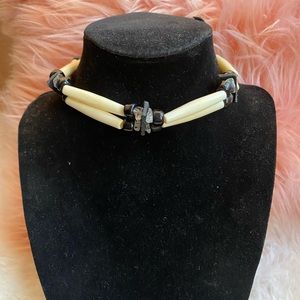 Western Choker